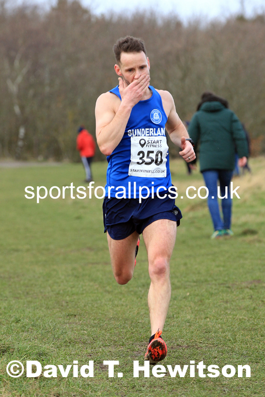 Mens 35 to 60 2022 NEMAA Open Cross Country Champs., Wallsend, Tyne and Wear. Photo: David T. Hewitson/Sports for All Pics
